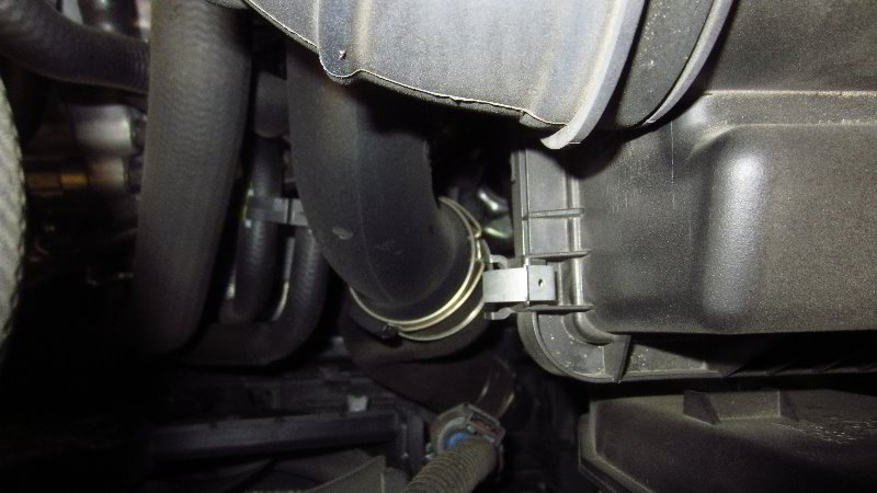 2016-2021-Mazda-CX-9-Engine-Air-Filter-Replacement-Guide-004