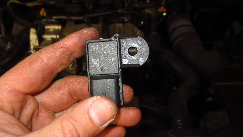 2016-2021-Mazda-CX-9-MAP-Sensor-Replacement-Guide-015