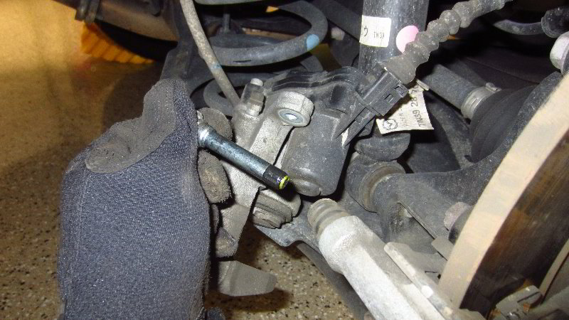 2016-2021-Mazda-CX-9-Rear-Disc-Brake-Pads-Replacement-Guide-025