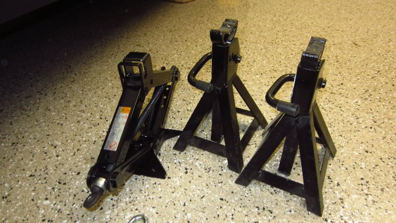 2016-2021-Mazda-CX-9-Rear-Disc-Brake-Pads-Replacement-Guide-046