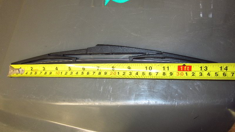 2016-2021-Mazda-CX-9-Rear-Window-Wiper-Blade-Replacement-Guide-012