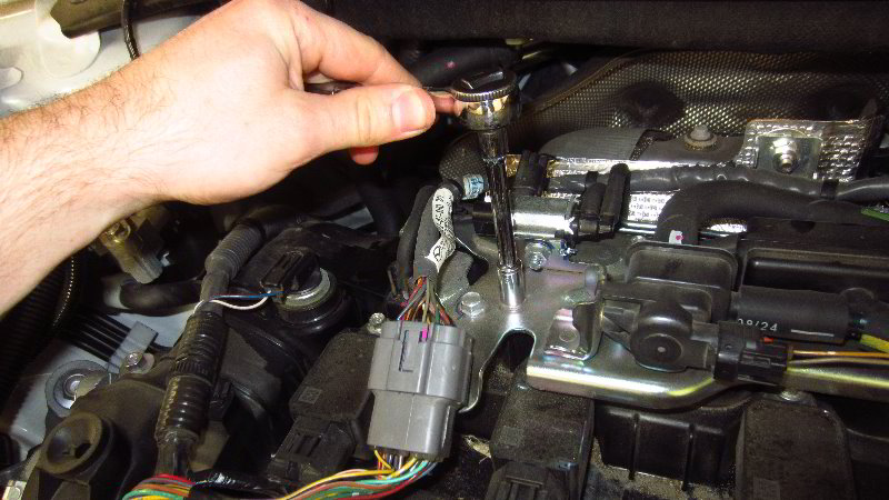 2016-2021-Mazda-CX-9-Spark-Plugs-Replacement-Guide-010