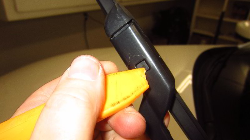 2016-2021-Mazda-CX-9-Windshield-Wiper-Blades-Replacement-Guide-004