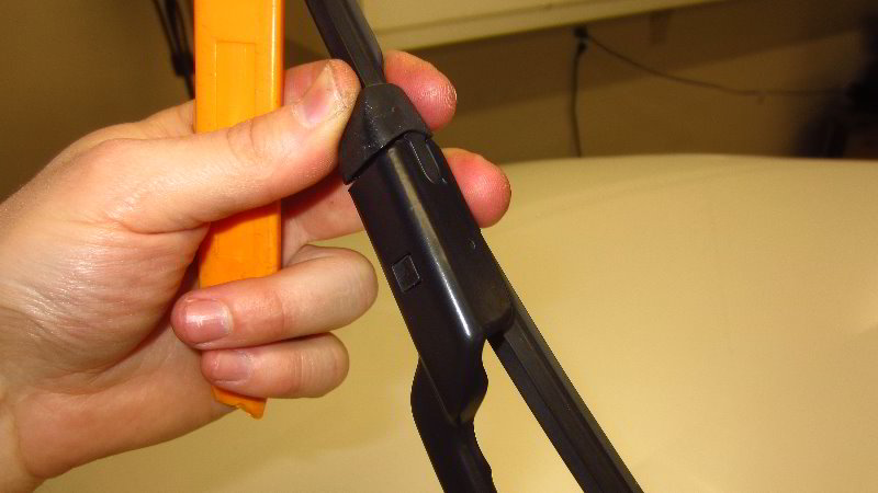 2016-2021-Mazda-CX-9-Windshield-Wiper-Blades-Replacement-Guide-011