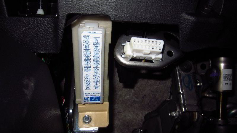 toyota tacoma cruise control fuse location