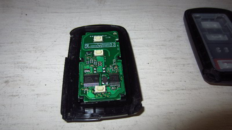 2016-2021-Toyota-Tacoma-Key-Fob-Battery-Replacement-Guide-020