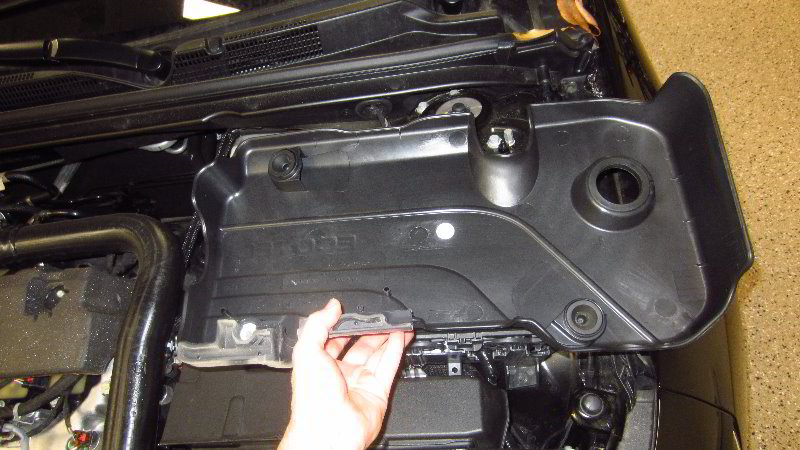 2016-2023-Chevrolet-Malibu-Camshaft-Position-Sensors-Replacement-Guide-009