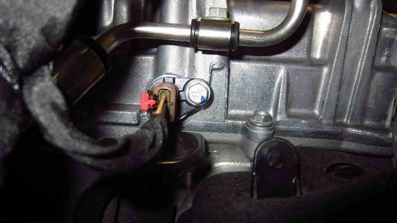 2016-2023-Chevrolet-Malibu-Camshaft-Position-Sensors-Replacement-Guide-014