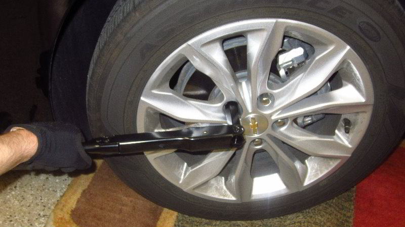 2016-2023-Chevrolet-Malibu-Front-Brake-Pads-Replacement-Guide-002