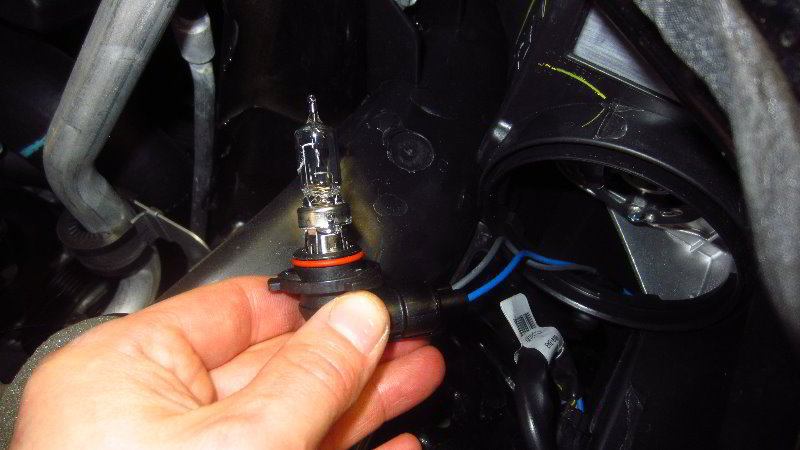 2016-2023-Chevrolet-Malibu-Headlight-Bulbs-Replacement-Guide-037