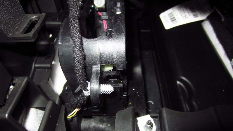 2016-2023-Chevrolet-Malibu-Transmission-Shift-Lock-Release-Guide-007