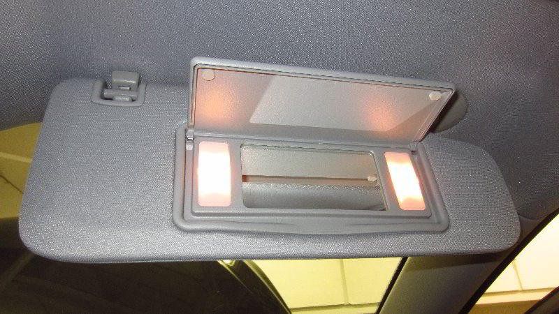 2016-2023-Chevrolet-Malibu-Vanity-Mirror-Light-Bulbs-Replacement-Guide-003