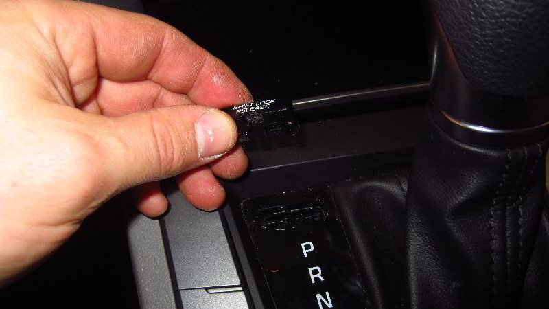 2017-2020-Hyundai-Elantra-Transmission-Shift-Lock-Release-Guide-004