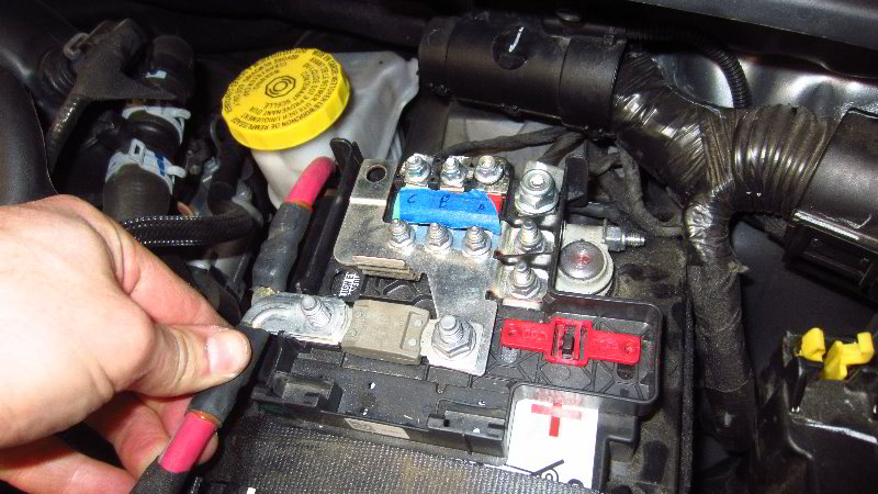 2017-2022-Jeep-Compass-12V-Automotive-Battery-Replacement-Guide-056