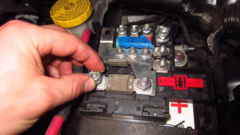 2017-2022-Jeep-Compass-12V-Automotive-Battery-Replacement-Guide-057
