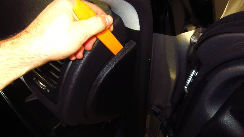 2017-2022-Jeep-Compass-Cabin-Air-Filter-Replacement-Guide-013