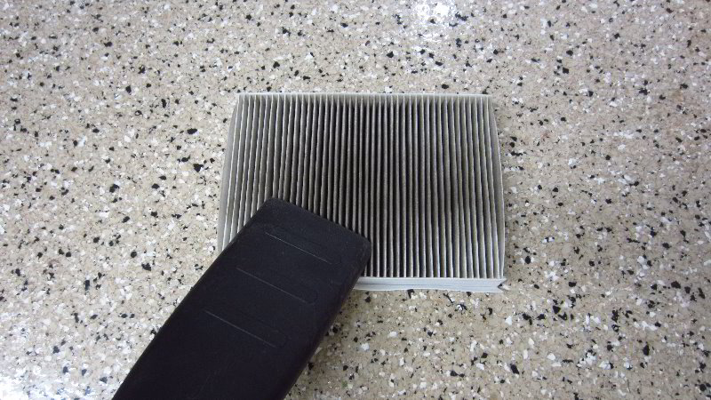 2017-2022-Jeep-Compass-Cabin-Air-Filter-Replacement-Guide-038