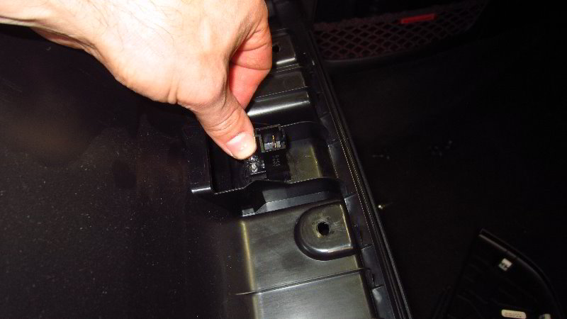 2017-2022-Jeep-Compass-Cabin-Air-Filter-Replacement-Guide-051