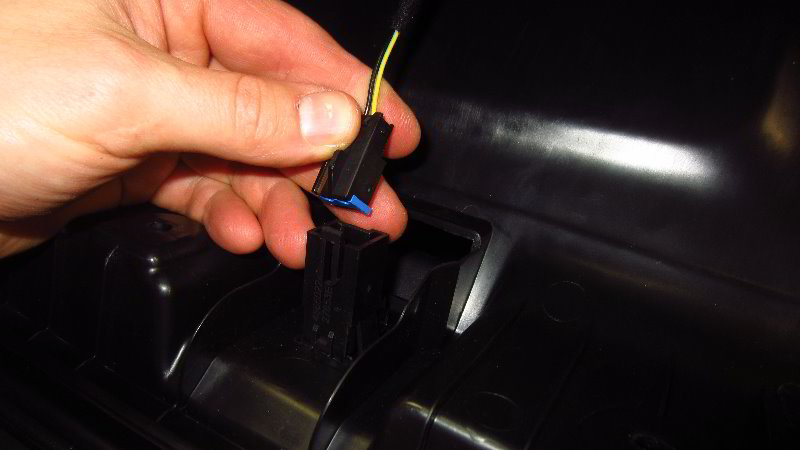 2017-2022-Jeep-Compass-Cabin-Air-Filter-Replacement-Guide-052