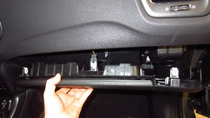 2017-2022-Jeep-Compass-Cabin-Air-Filter-Replacement-Guide-053