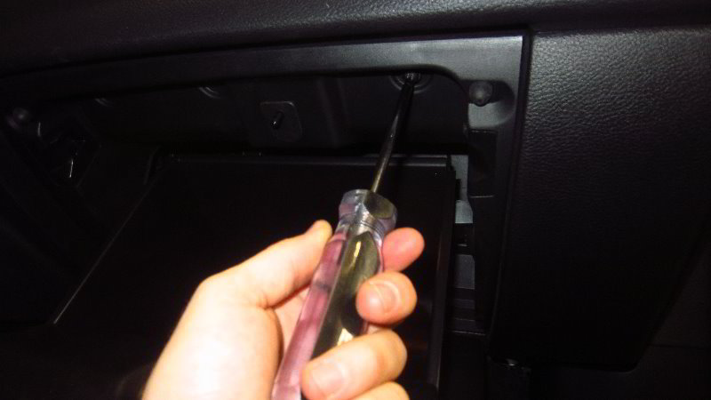 2017-2022-Jeep-Compass-Cabin-Air-Filter-Replacement-Guide-060