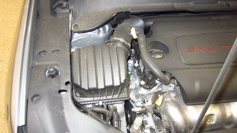 2017-2022-Jeep-Compass-Engine-Air-Filter-Replacement-Guide-002