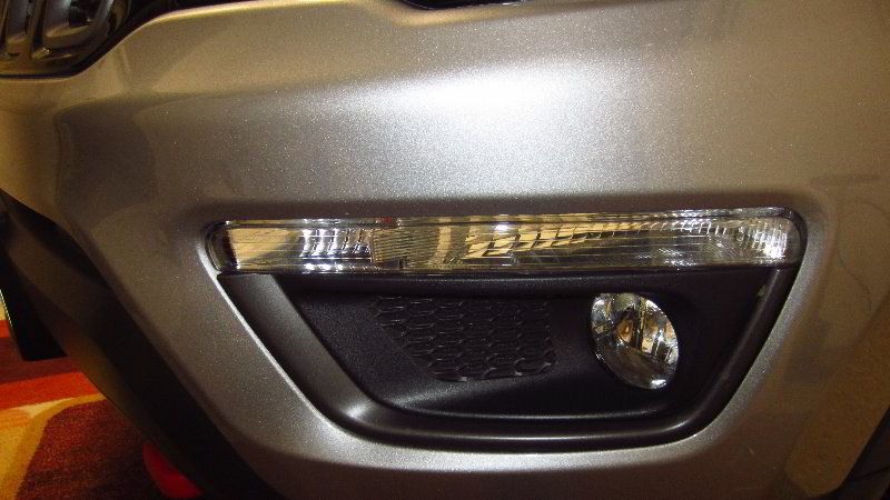 2017-2022-Jeep-Compass-Fog-Light-Bulbs-Replacement-Guide-002