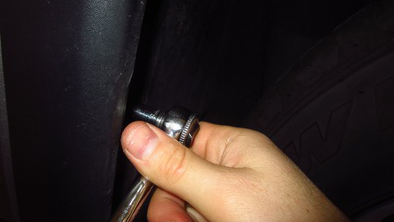 2017-2022-Jeep-Compass-Fog-Light-Bulbs-Replacement-Guide-007