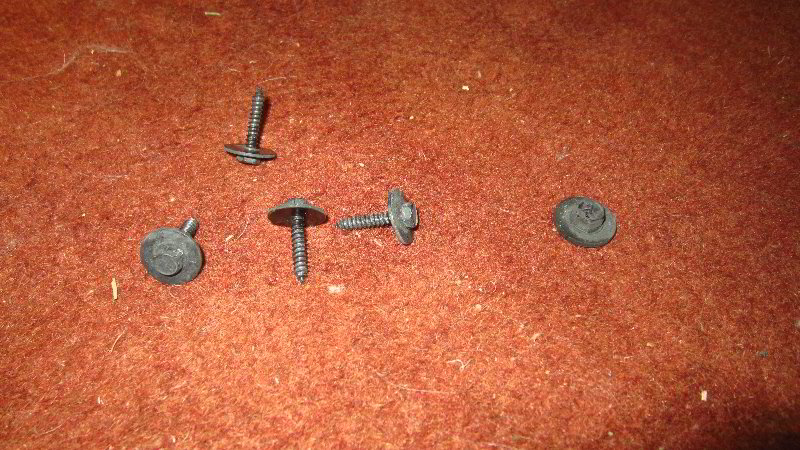 2017-2022-Jeep-Compass-Fog-Light-Bulbs-Replacement-Guide-012