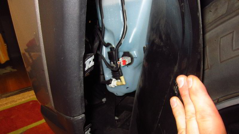 2017-2022-Jeep-Compass-Fog-Light-Bulbs-Replacement-Guide-014