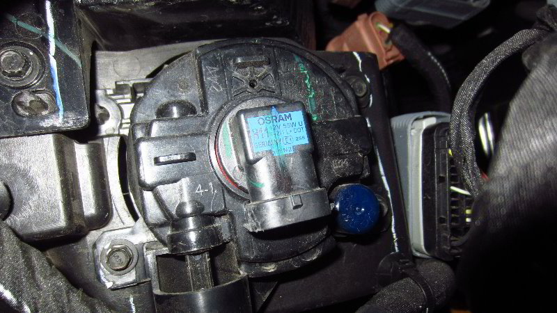 2017-2022-Jeep-Compass-Fog-Light-Bulbs-Replacement-Guide-019