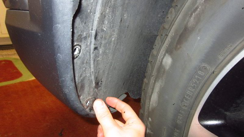 2017-2022-Jeep-Compass-Fog-Light-Bulbs-Replacement-Guide-028