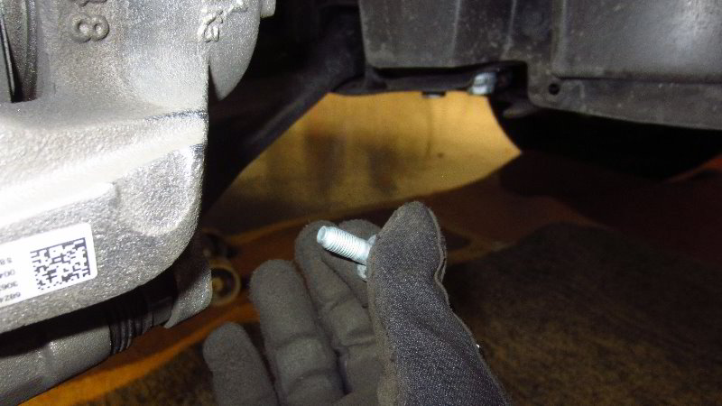 2017-2022-Jeep-Compass-Front-Brake-Pads-Replacement-Guide-010