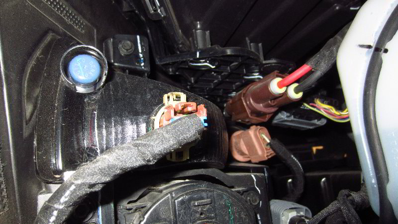 2017-2022-Jeep-Compass-Front-Turn-Signal-DRL-Light-Bulbs-Replacement-Guide-015