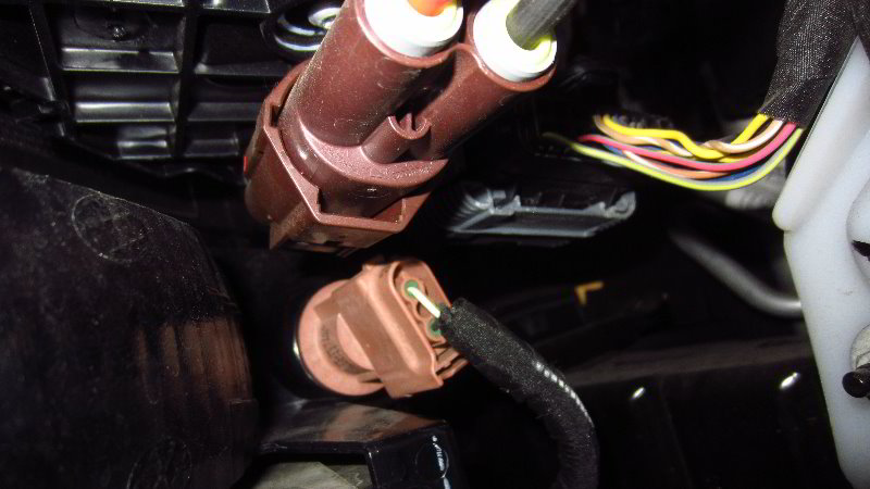 2017-2022-Jeep-Compass-Front-Turn-Signal-DRL-Light-Bulbs-Replacement-Guide-032