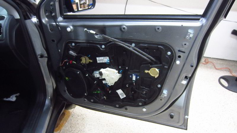 2017-2022-Jeep-Compass-Interior-Door-Panel-Removal-Guide-039
