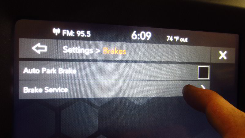 2017-2022-Jeep-Compass-Rear-Brake-Pads-Replacement-Guide-008