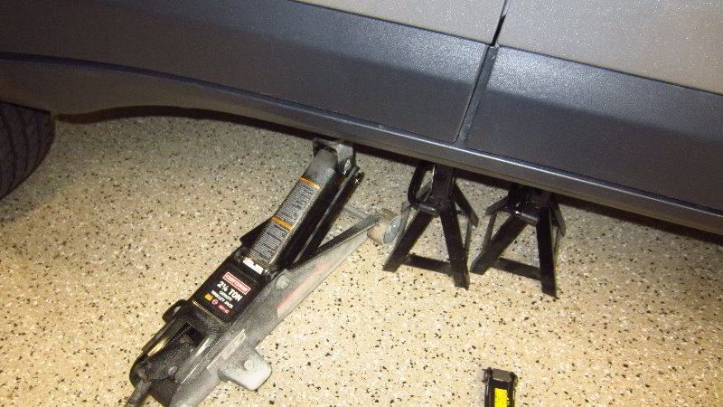 2017-2022-Jeep-Compass-Rear-Brake-Pads-Replacement-Guide-012