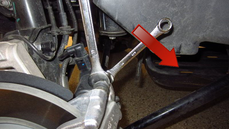 2017-2022-Jeep-Compass-Rear-Brake-Pads-Replacement-Guide-018