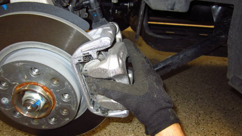 2017-2022-Jeep-Compass-Rear-Brake-Pads-Replacement-Guide-023