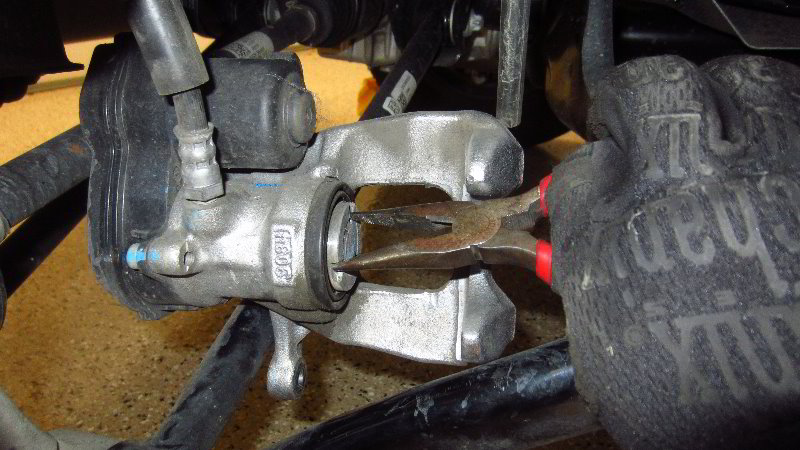 2017-2022-Jeep-Compass-Rear-Brake-Pads-Replacement-Guide-032