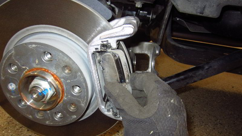 2017-2022-Jeep-Compass-Rear-Brake-Pads-Replacement-Guide-033