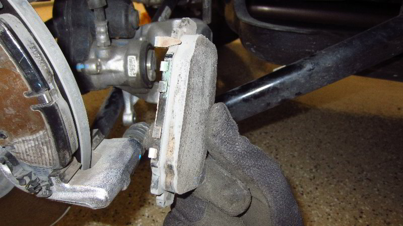 2017-2022-Jeep-Compass-Rear-Brake-Pads-Replacement-Guide-034