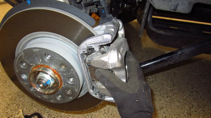 2017-2022-Jeep-Compass-Rear-Brake-Pads-Replacement-Guide-036