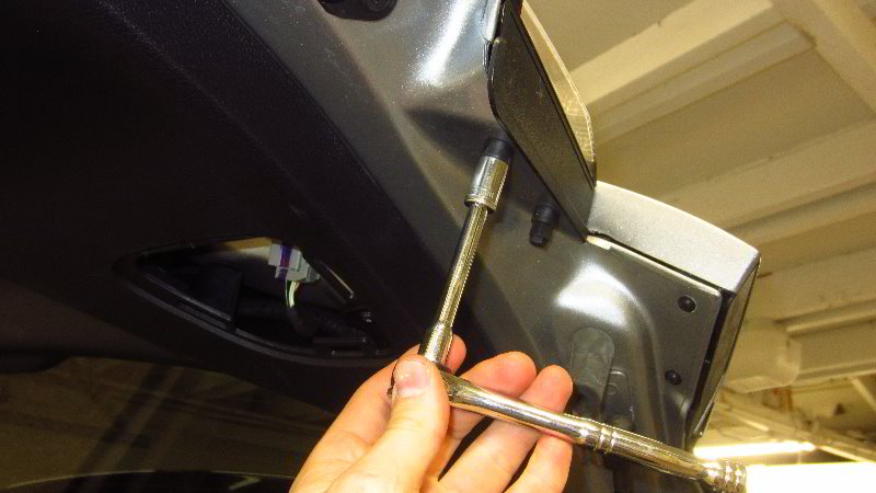 2017-2022-Jeep-Compass-Reverse-Light-Bulbs-Replacement-Guide-024