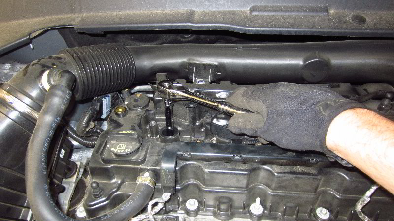 2017-2022-Jeep-Compass-Spark-Plugs-Replacement-Guide-021