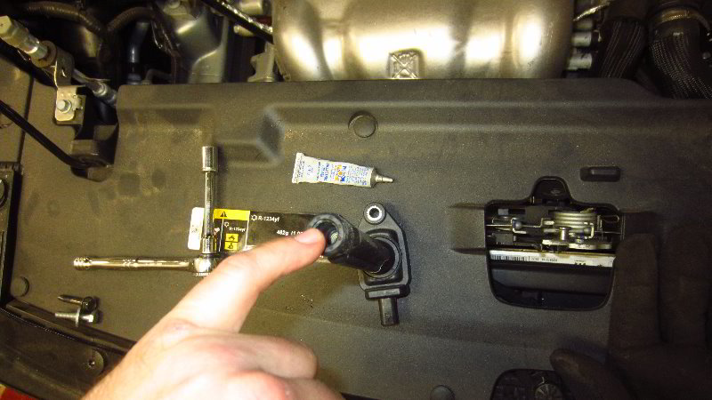 2017-2022-Jeep-Compass-Spark-Plugs-Replacement-Guide-026