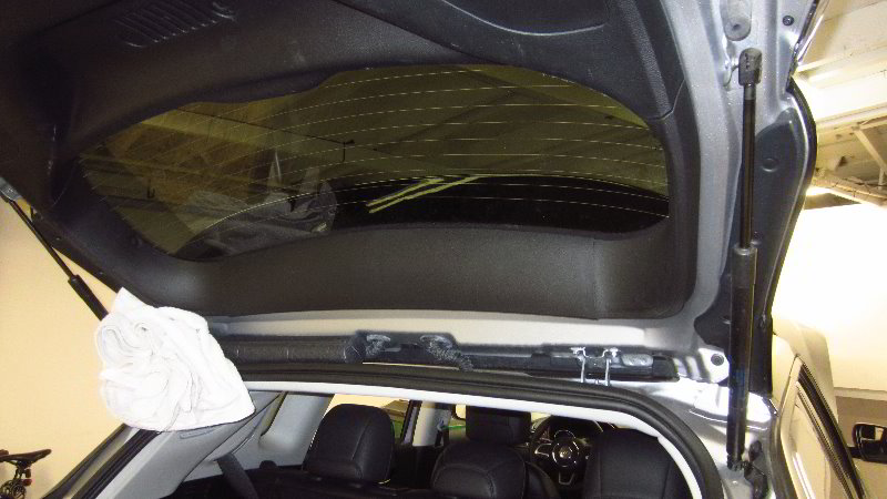 2017-2022-Jeep-Compass-Tailgate-Support-Struts-Replacement-Guide-001