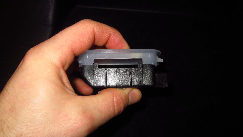 2017-2022-Kia-Sportage-Cargo-Area-Light-Bulb-Replacement-Guide-011