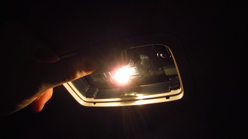 2017-2022-Kia-Sportage-Dome-Light-Bulb-Replacement-Guide-010